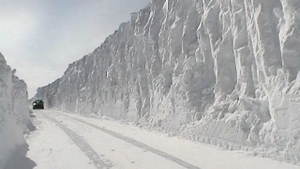 In Romania iarna este mai grea decat in Alaska! Vezi imaginile care te vor face sa trimiti ajutoare - Uite cum arata orasele lor ingropate