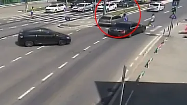 Accident cumplit pe o trecere de pietoni din Timișoara. Un adolescent de 17 a fost lovit de o mașină