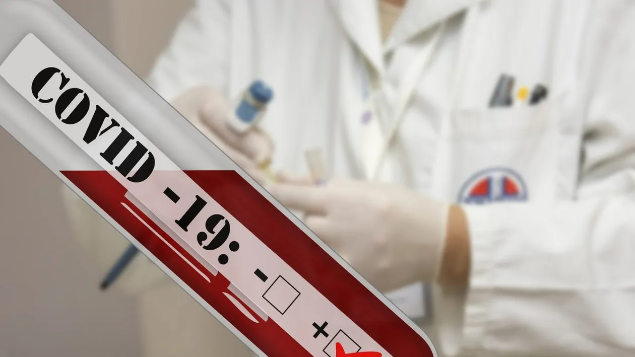 Un medic din România s-a infectat cu COVID-19 la mai puțin de 48 de ore de la vaccinare. Ce simptome are