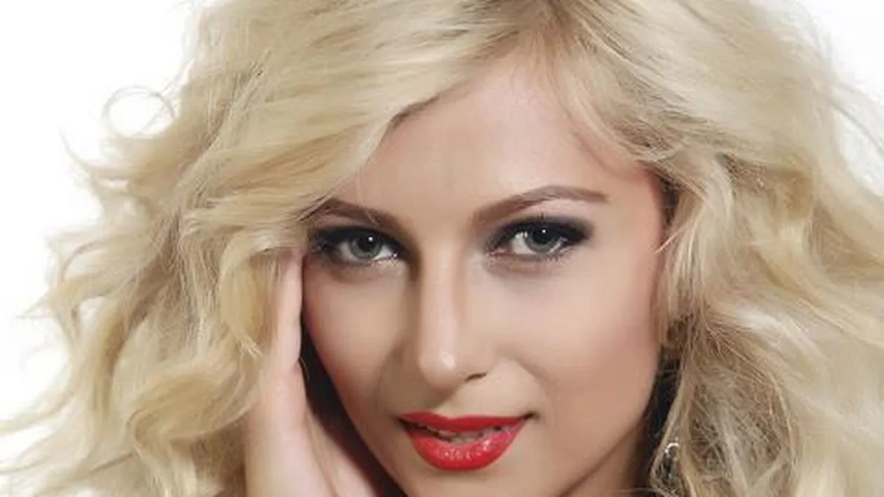 Pleaca in SUA direct de la concertele de Revelion! Lora face maraton in noaptea dintre ani, cu geamantanele dupa ea!