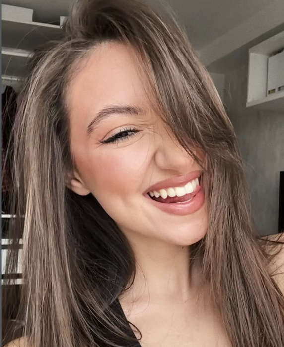 Cum arată astăzi Elena Hasna, vocea care a uimit la Next Star! Are 24 de ani și nu o mai recunoști