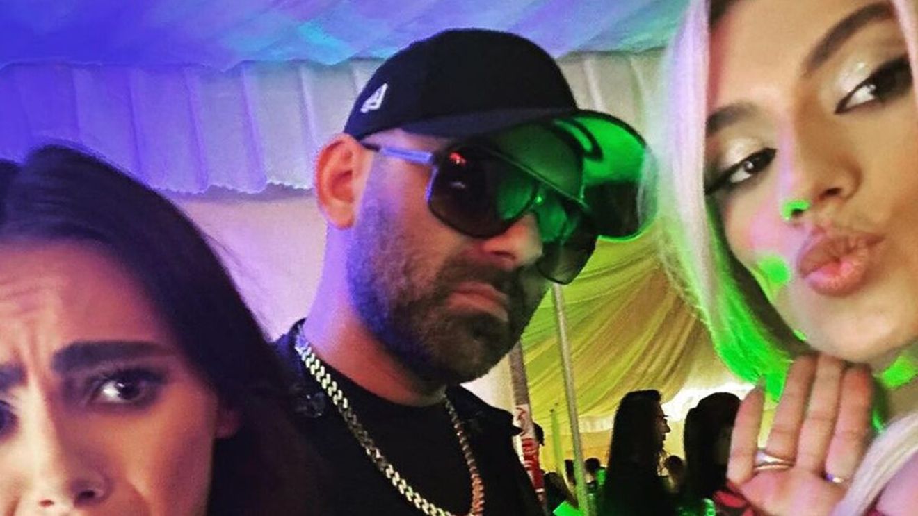 S-a și despărțit de fosta nevastă a lui Bordea? Cu ce cântăreață celebră a fost surprins Spike, noaptea târziu, în Brașov