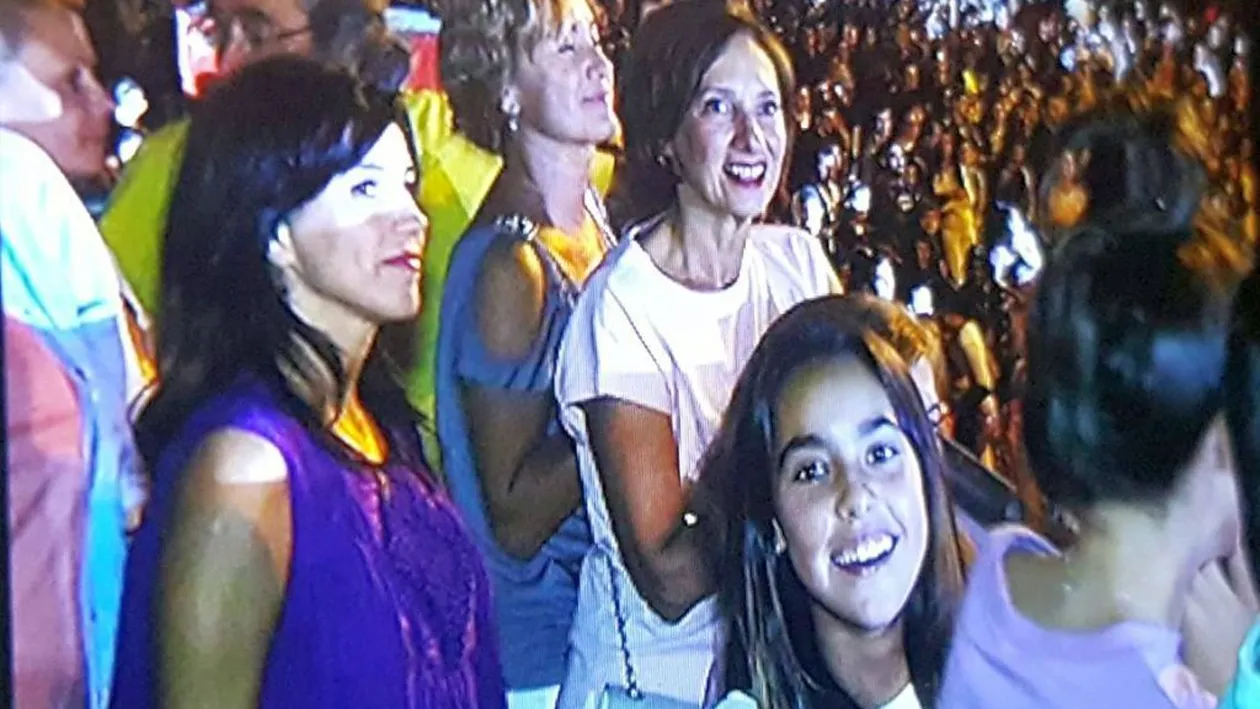 CARMEN IOHANNIS a dansat pe muzica lui Smiley! Lângă ea, Ghiţă Ciobanul