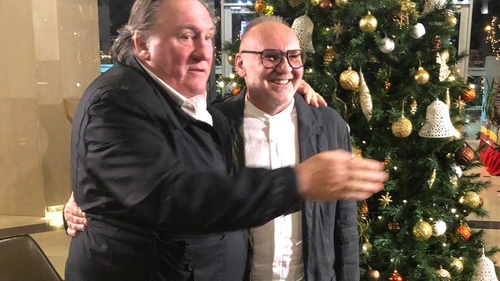 Octavian Hoandră, interviu în exclusivitate cu Gerard Depardieu! Marele artist francez a sosit în România pentru un spectacol grandios