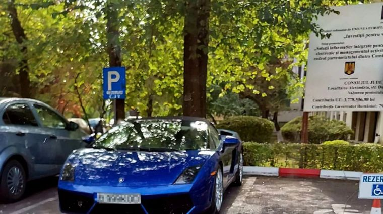 Fabulos! Cât plătește anual nora lui Liviu Dragnea pentru întreținerea noului bolid! Gina e foarte mândră de Lamborghini-ul ei