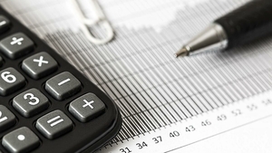 Polițele RCA City Insurance expiră astăzi. Ce pot face clienții