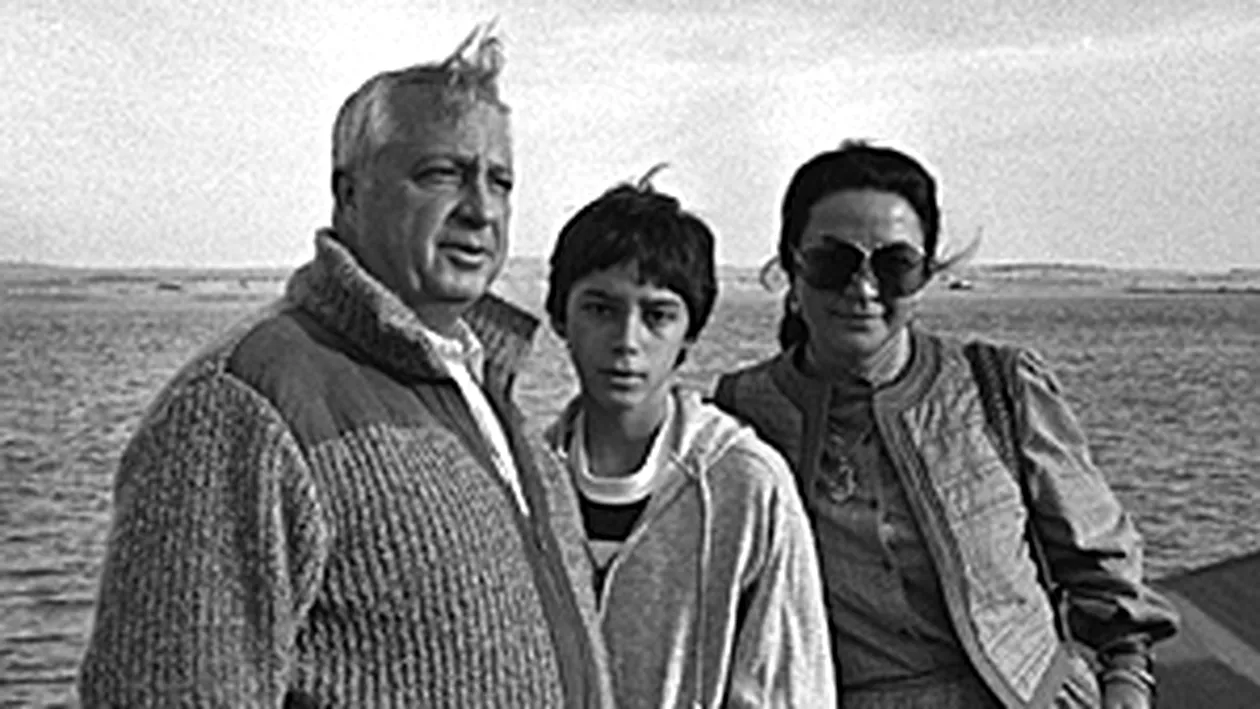 Blestemele incredibile a celor doua romance care s-au iubit cu Ariel Sharon!