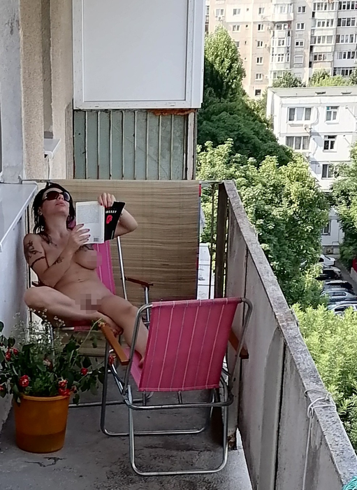 Ioana Popescu s-a dezbrăcat de orice inhibiții