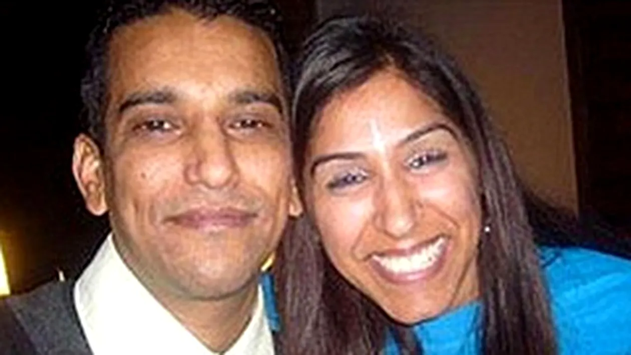 A platit trei barbati cu 5.000 de lire sterline ca sa-i omoare sotia, fiindca a indraznit sa divorteze de el