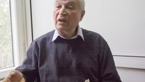Doliu în lumea politică! Preşedintele Parlamentului din Republica Moldova a murit! Traian Băsescu îl decorase Mare Ofiţer