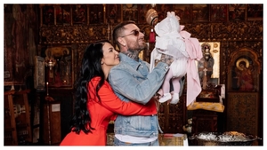 TJ Miles și Francisca au ales nași celebri pentru fiica lor. Primele imagini de la botezul Clarei