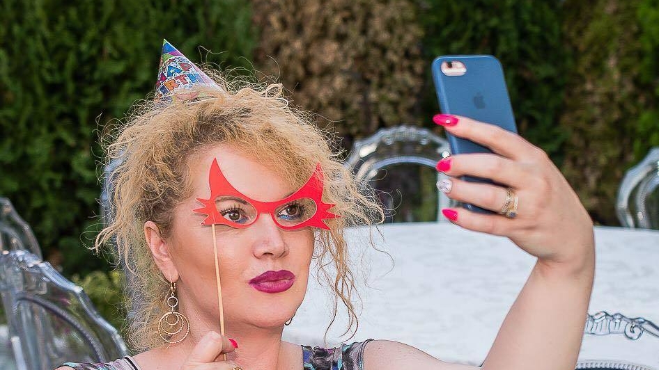OANA LIS le-a provocat un şoc celor care o urmăresc pe Facebook! Nimeni nu dorea să afle asta de la blondină