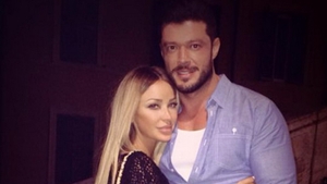 Bianca Dragusanu l-a imblanzit pe Victor Slav! In ce postura a putut sa-l fotografieze
