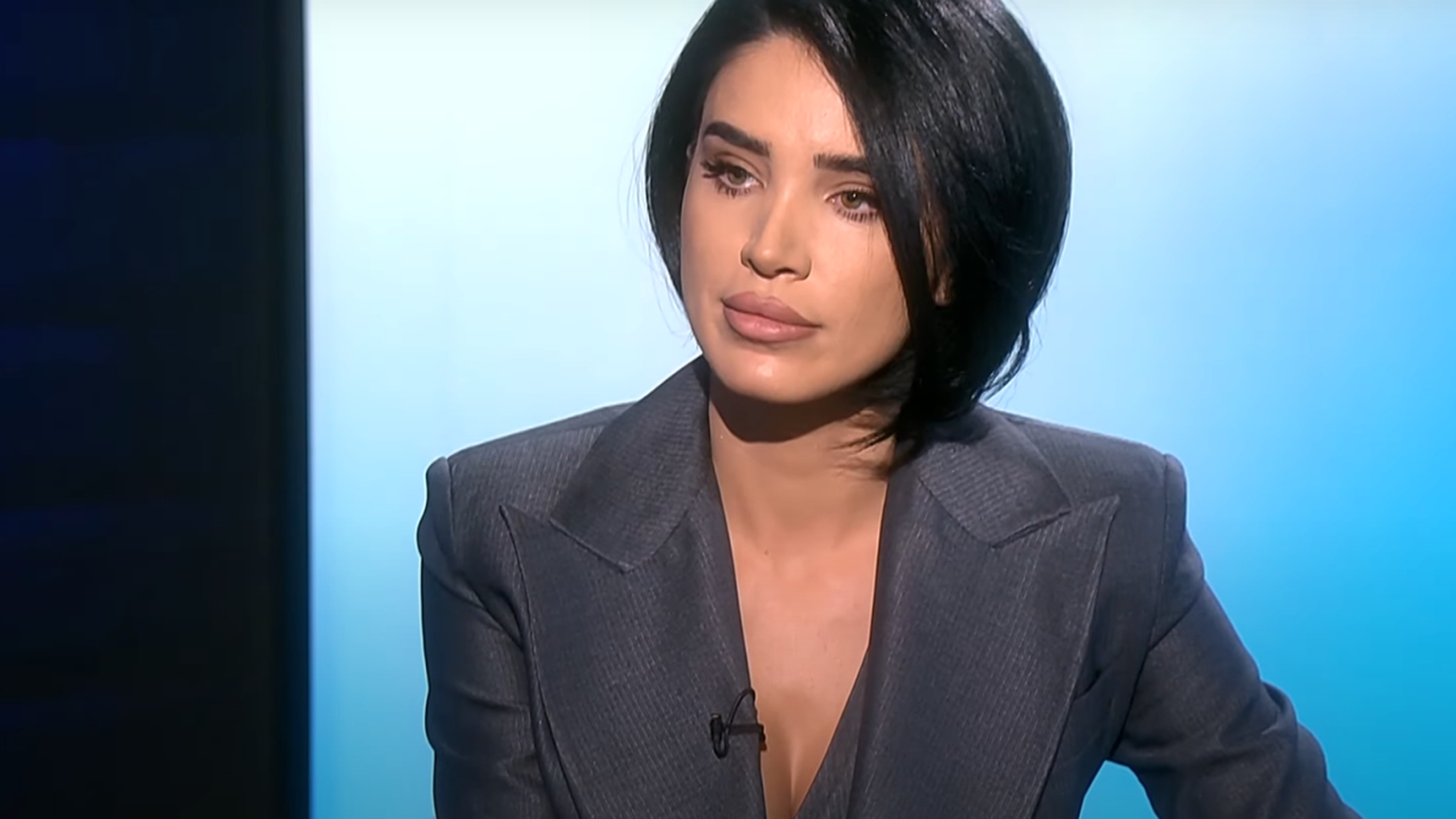 Ce cadou a primit Adelina Pestrițu de la soțul ei, Virgil Șteblea, de Moș Nicolae. Bărbatul a băgat adânc mâna în buzunar pentru un asemenea dar!
