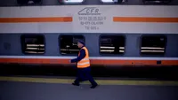 Evenimentul anului pe ruta București - Ploiești. Ce a făcut un mecanic de locomotivă după ce a uitat să oprească într-o gară