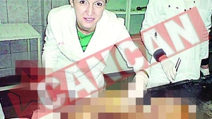 Povestea fetei care s-a pozat cu un mort in putrefactie