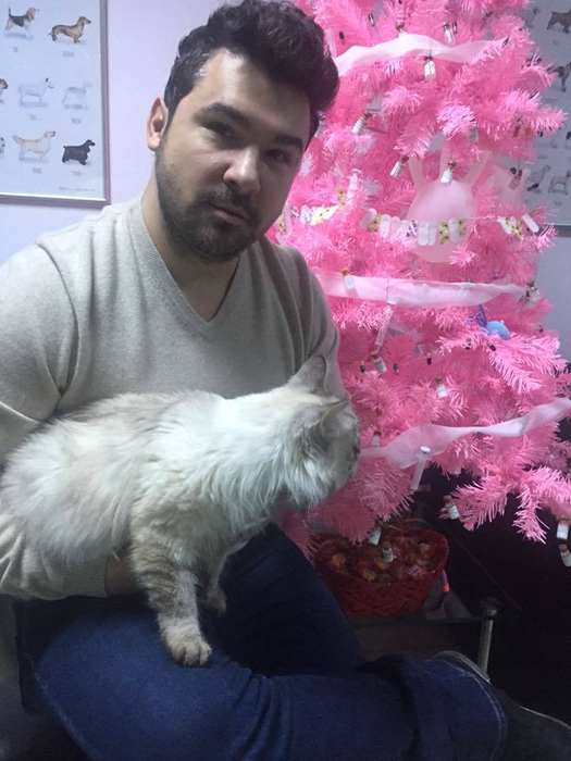 Îl mai ţineţi minte pe DRAGOŞ CHIRCU? Cum arată şi cu ce se ocupă acum „îngeraşul” Loredanei de la Vocea României!