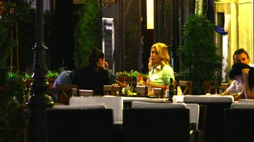 Jasmine se reface dupa ce a exagerat de sarbatori! Bea doar limonada si nu mai mananca nimic!