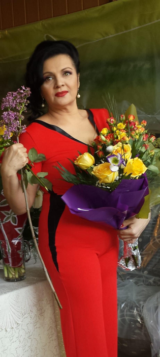 Cornelia Catanga, regretata artistă de muzică lăutărească (sursă foto: facebook.com)