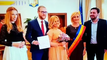 SIMONA GHERGHE mai are puţin şi devine mămică! A dat în direct toate detaliile despre naştere