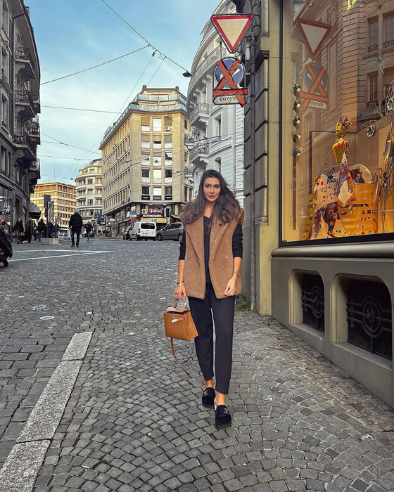 Andreea, o șatenă super-sexy (SURSA FOTO: INSTAGRAM)