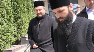 Dosarul în care fostul Episcop de Huşi este cercetat pentru act sexual cu minori, redeschis