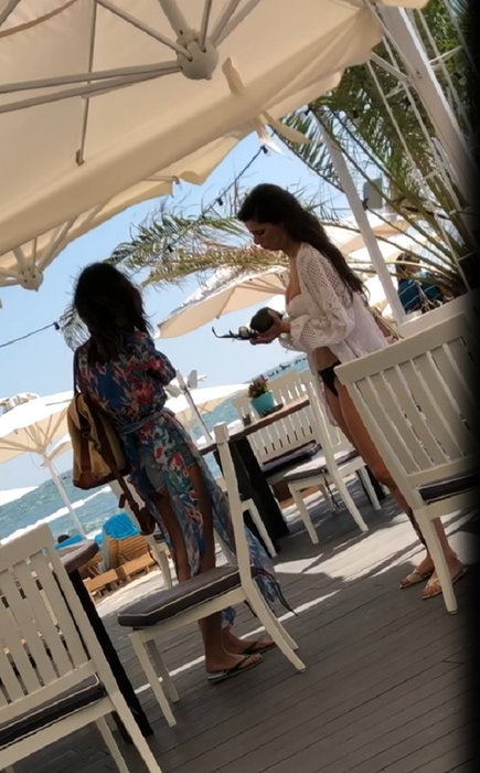 Chef Scărlătescu a ”sărit” 
la plajă pe Miss România