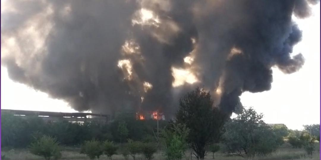 Incendiu infernal la o fabrică situată pe Șoseaua de Centură a Capitalei! S-a emis mesaj RoAlert de avertizare a populației