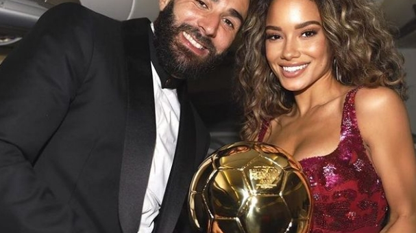Ce "bunăciune"! Imagini incendiare cu iubita lui Karim Benzema, starul lui Real Madrid. A lucrat ca ospătăriță, iar acum este model în SUA | GALERIE FOTO