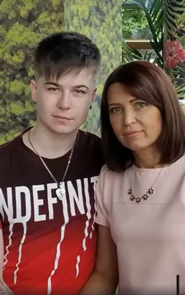 Mesaj sfâșietor transmis de părinții concurentului „Românii au talent”, care s-a sinucis în urmă cu trei luni: „Cătălin a fost un copil fericit, care…”