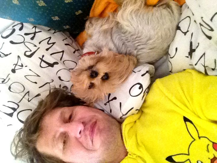 Solcanu s-a retras din televiziune și s-a mutat la Constanța, unde are grijă de animalele fără stăpân
