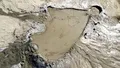 Locurile din România unde au loc fenomene geologice spectaculoase. Aici, pământul arde la foc mocnit și scoate flăcări