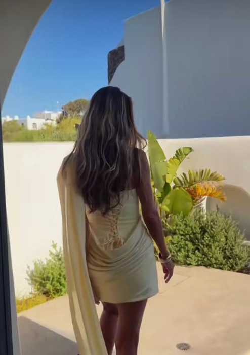 Diana Munteanu a dat România pe Santorini. Imagini spectaculoase din escapada în Grecia