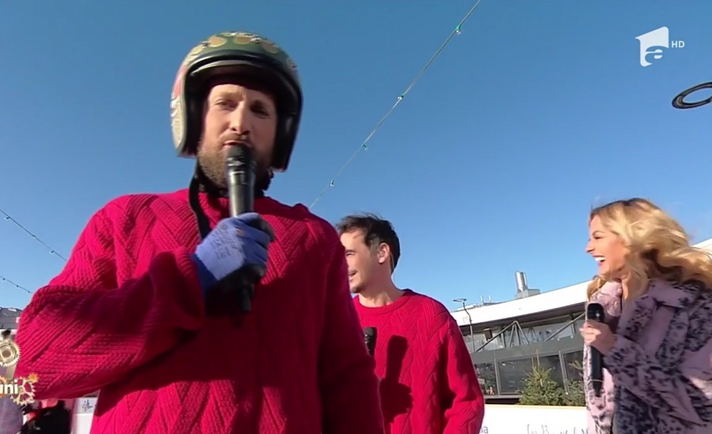 Răzvan Simion şi Dani Oţil au patinat goi la TV! Cum au ajuns în această ipostază ruşinoasă: „Nu mai faceţi filmuleţe ca să le puneţi pe net”. Imaginile sunt virale