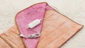 Cât curent consumă o pătură electrică dacă o pornești 6 ore pe zi, timp de 4 luni