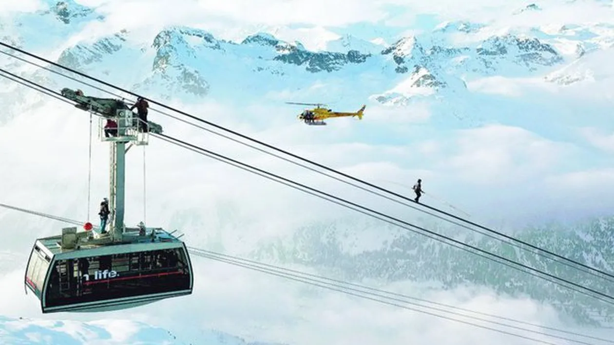 S-a plimbat pe cabluri la 3.303 metri altitudine