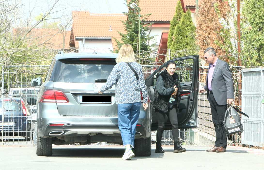 Grimasele artistei au arătat cât de intensă a fost sesiunea  de cumpărături