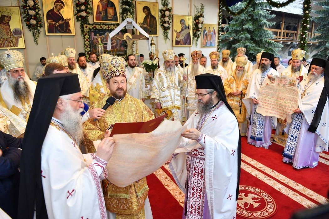Episcopul Huşilor este judecat de Sinodul Mitropolitan