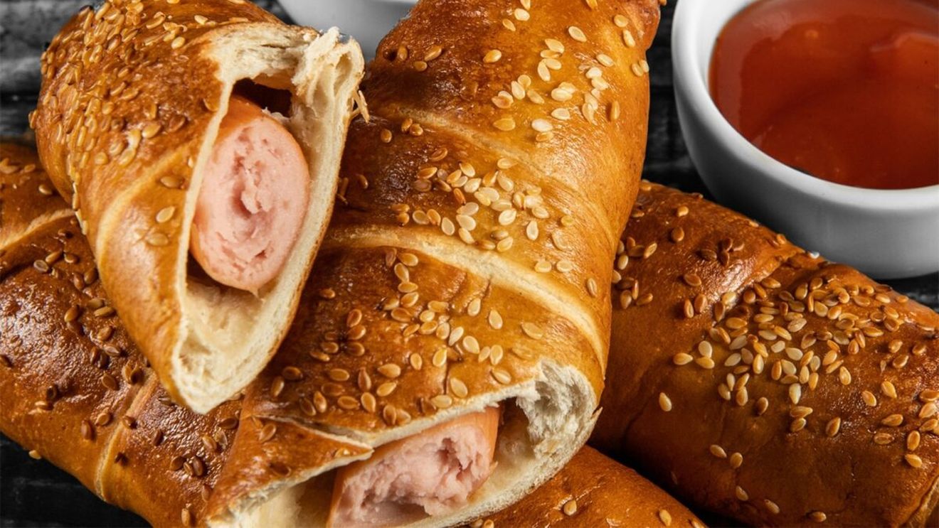 Îngrașă sau nu? Câte calorii are un covridog din simigeriile Petru din România?