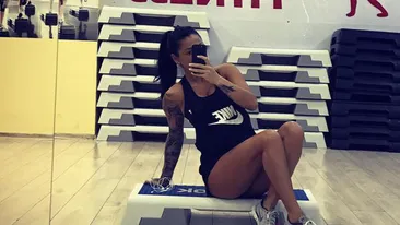 ROXANA VANCEA, fără pic de machiaj! Care este adevărata faţă a brunetei