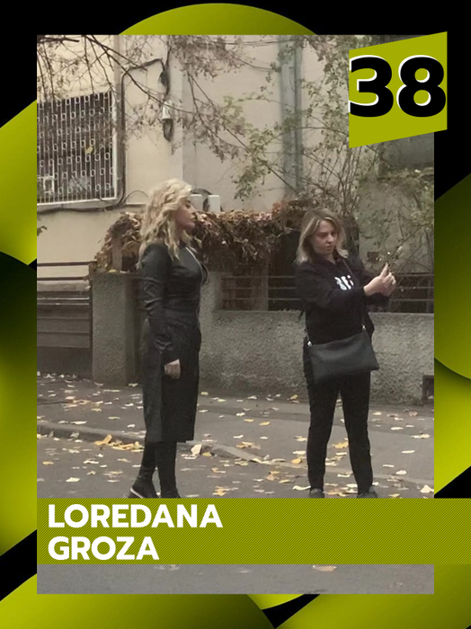 TOP 50 de vedete care au înfierbântat rețelele! Mădălina Ghenea, Bianca Drăgușanu și Antonia au transformat selfie-ul în artă