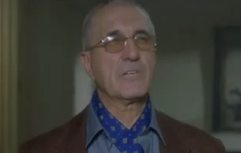 Regizorul-cersetor a inspirat doua personaje din “Filantropica”! Ce replici a preluat Nae Caranfil de la el!