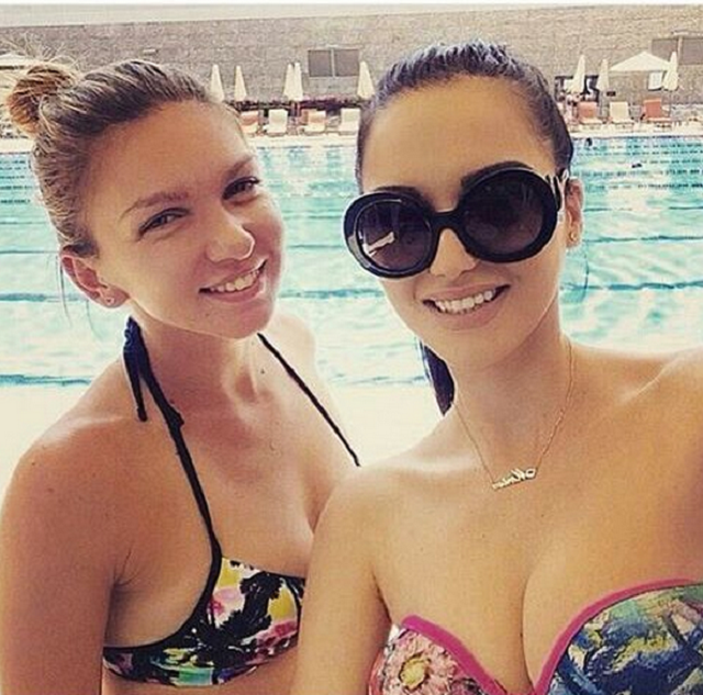 AŞA nu ai mai văzut-o! Toată lumea ştie cum este pe terenul de tenis, dar VEZI cum arată la plajă SIMONA HALEP!