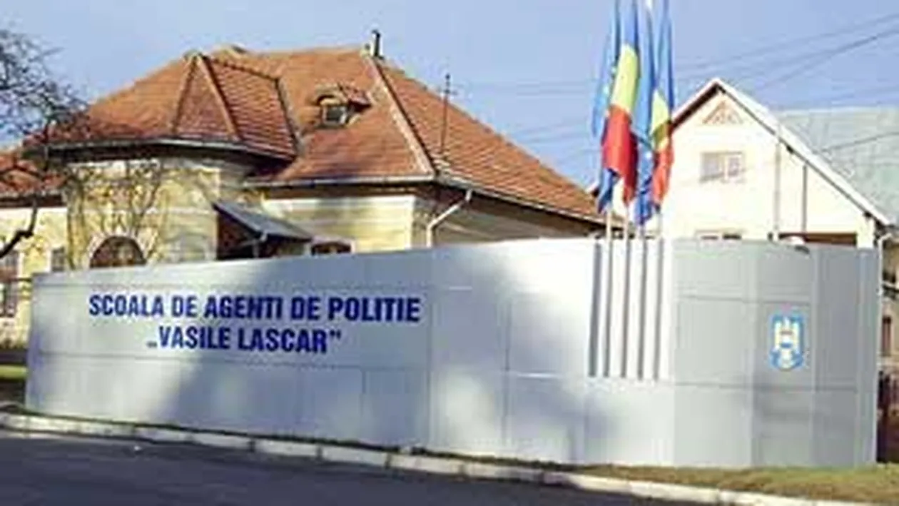 Un cadet al Scolii de Politie din Campina a murit! Baiatul consumase aproape un litru de bauturi energizante!