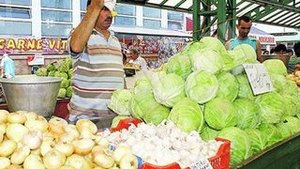 Canicula "tranteste" preturile din piete