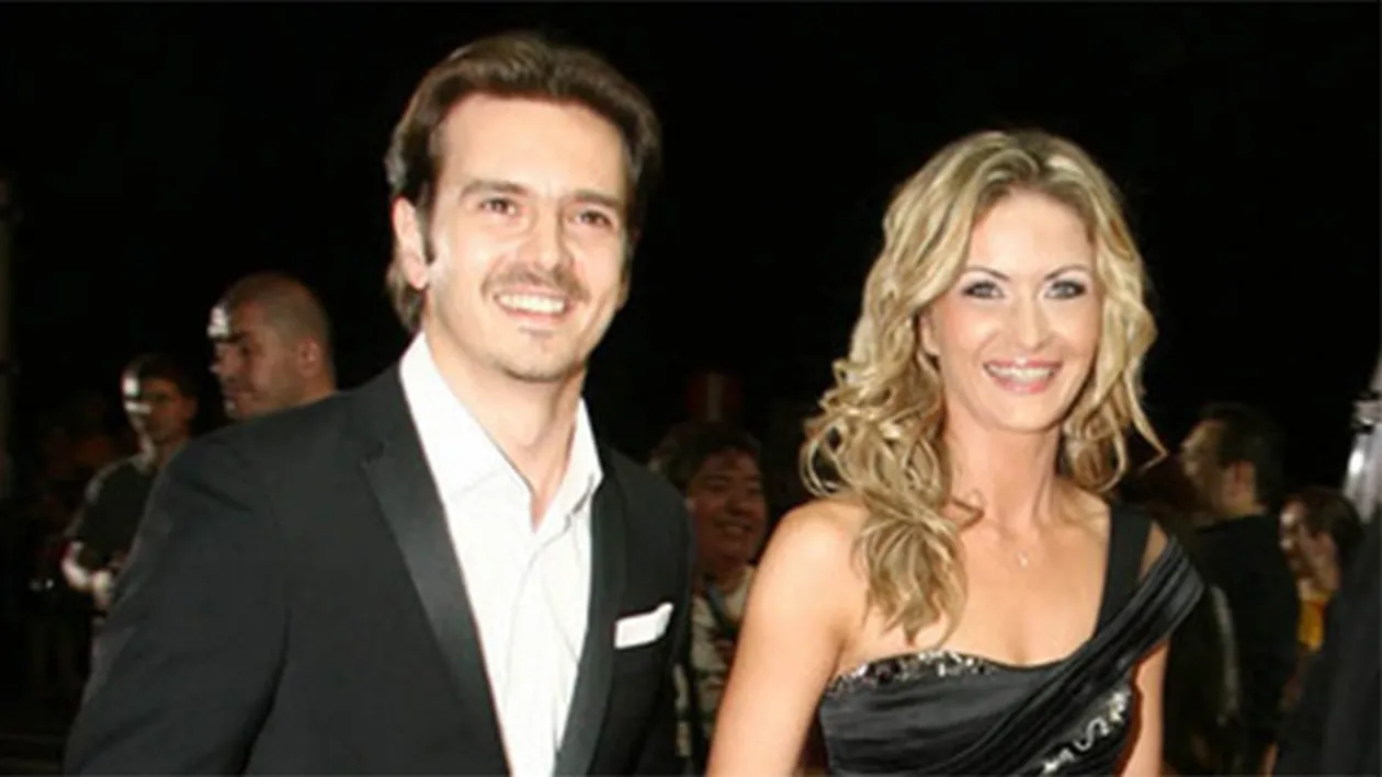 Opulenta si lux pentru fetita lui Mihai Petre! Juratul de la Romanii au talent si-a botezat astazi copilul! Vezi primele imagini