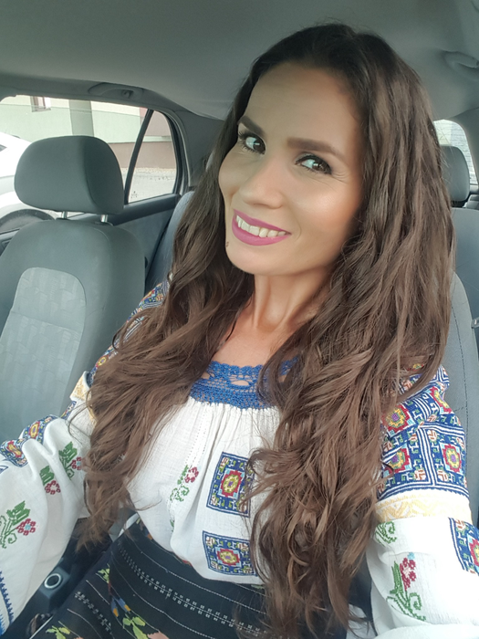 Daniela Ploia este una dintre cele mai talentat cântărețe de muzică populară din zona Banatului