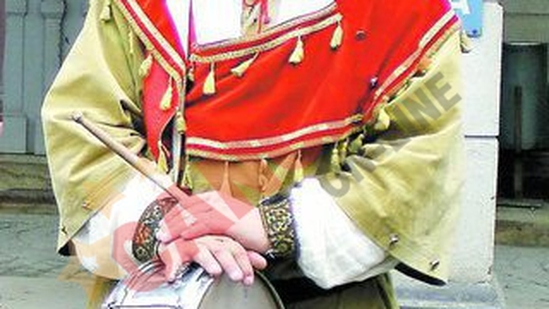 Tobosarul din Cetatea Sighisoara te saluta in 57 de limbi