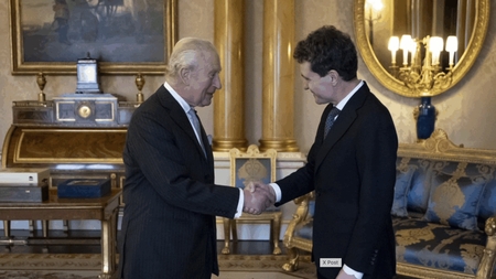 Regele Charles l-a primit pe Nicușor Dan la Palatul Buckingham! Imaginea cu momentul istoric a fost postată de Președintele României