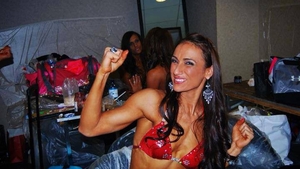 N-a aratat dintotdeauna perfect! Vezi la ce greutate ajunsese Anca Bucur, Miss Fitness Universe, cand s-a lasat temporar de sport!